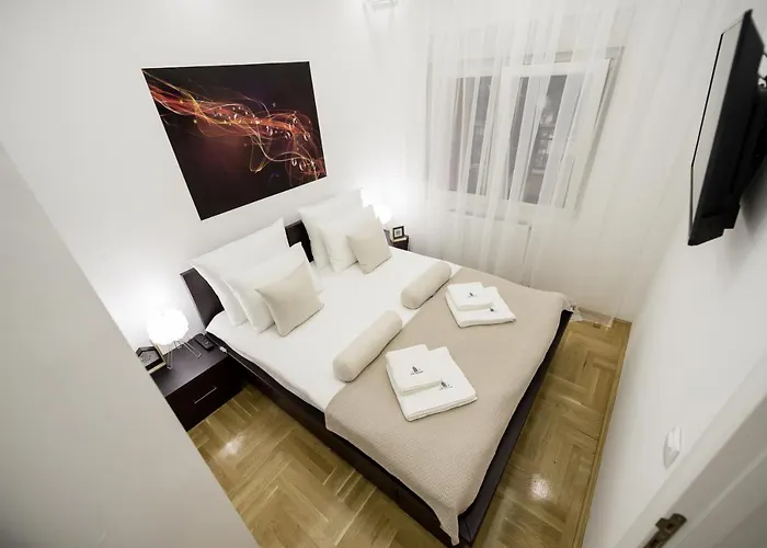 דירה Centar Lux ארנדלובאץ'