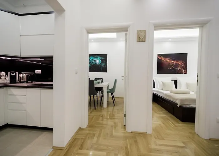 Centar Lux * ארנדלובאץ'